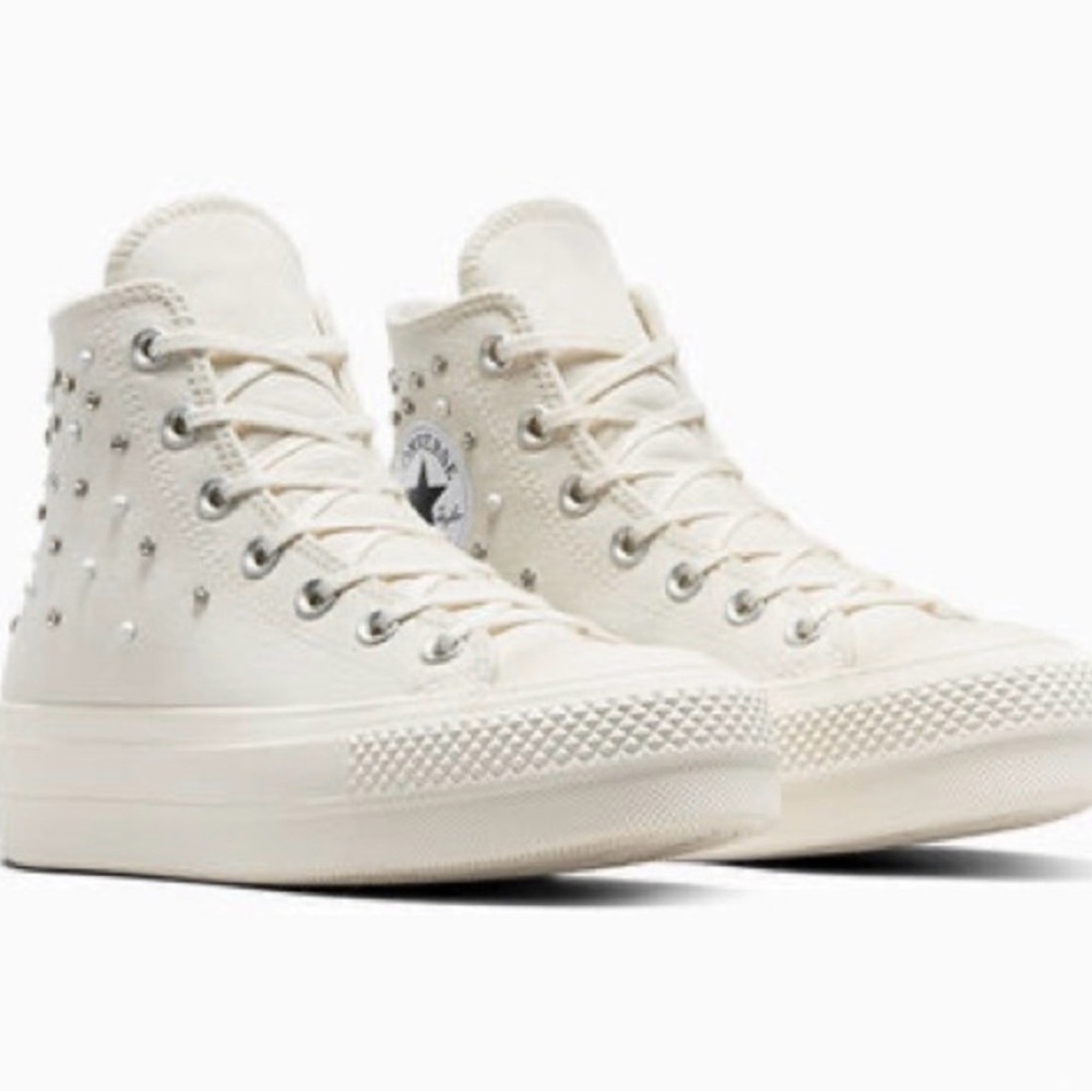 Chuck Taylor Lift Embellished Sneakers